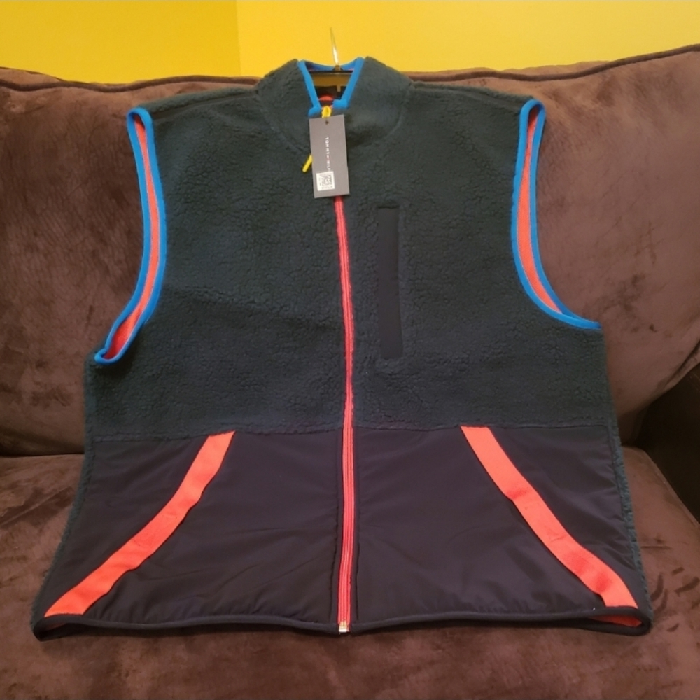 Tommy Hilfiger RARE Urban Prep Vest - Picture 2 of 5